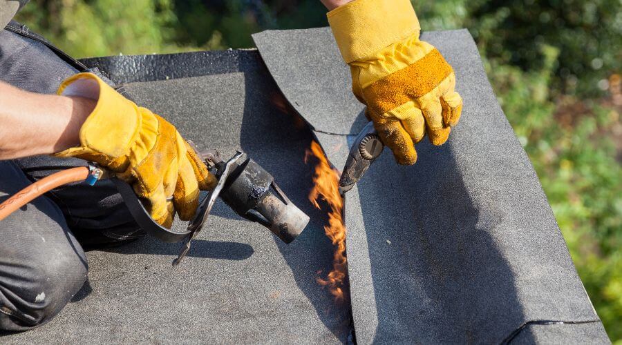 Professional flood damage restoration services in Kettlersville, OH